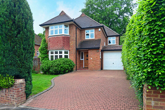 4 Bedroom Detached House To Rent In Spenser Avenue, Weybridge, KT13