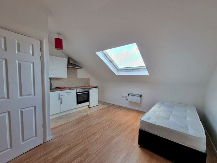 Studio To Rent In Railway Road, Newhaven, BN9