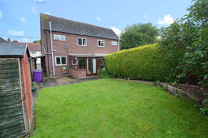 2 Bedroom Semi-Detached House For Sale In Church Lane, Timberland, LN4