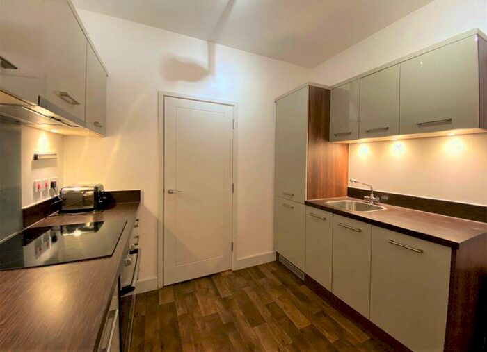 1 Bedroom Apartment To Rent In Between Towns Road, Oxford, OX4