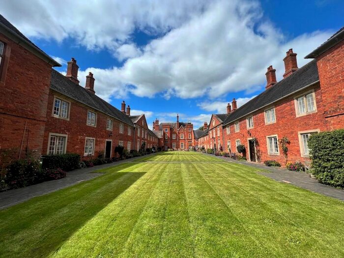 1 Bedroom Flat To Rent In Fen End Road West, Knowle, Solihull, B93