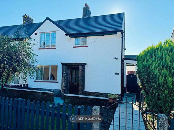 3 Bedroom Semi-Detached House To Rent In Higher Causeway, Barrowford, Nelson, BB9