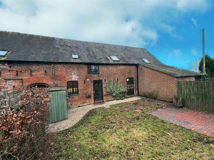 3 Bedroom Barn Conversion To Rent In Hollington, Ashbourne, DE6