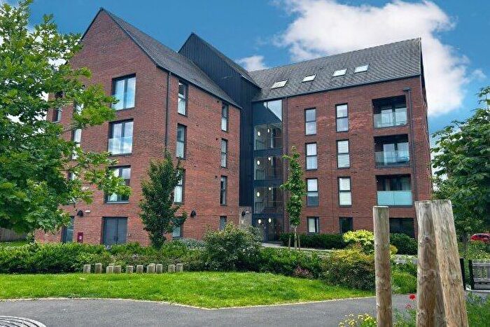 1 Bedroom Flat To Rent In Gresley Close, Stratford-Upon-Avon, CV37