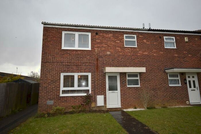 3 Bedroom Terraced House To Rent In Perceval Close, Rye Hill, Northampton, NN5