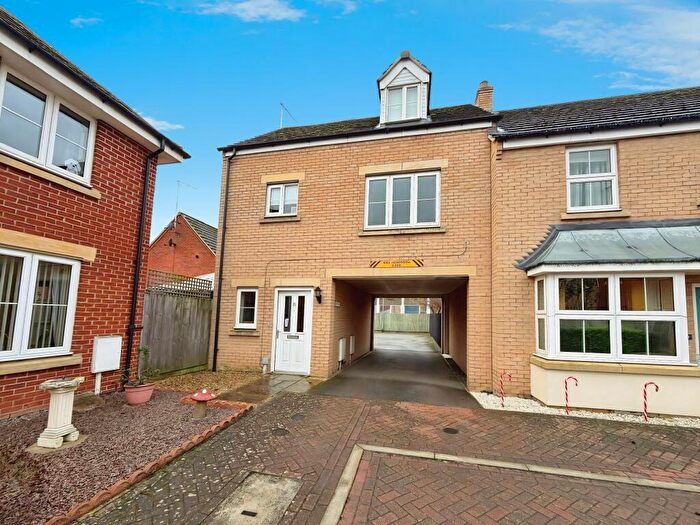 2 Bedroom Detached House To Rent In Stroud Close, Bourne, PE10