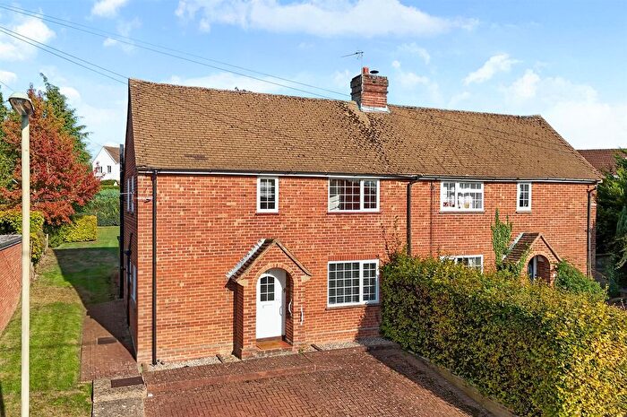 3 Bedroom Semi-Detached House For Sale In Queens Road, Whitchurch, RG28