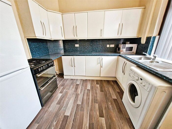 3 Bedroom Terraced House To Rent In Spencer Street, Keighley, West Yorkshire, BD21