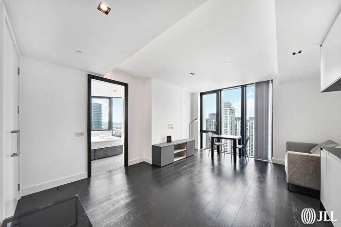 1 Bedroom Flat To Rent In Amory Tower, Marsh Wall, E14