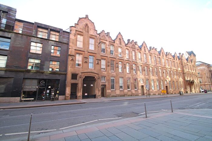 Garage / Parking To Rent In Ingram Street, Glasgow, G1
