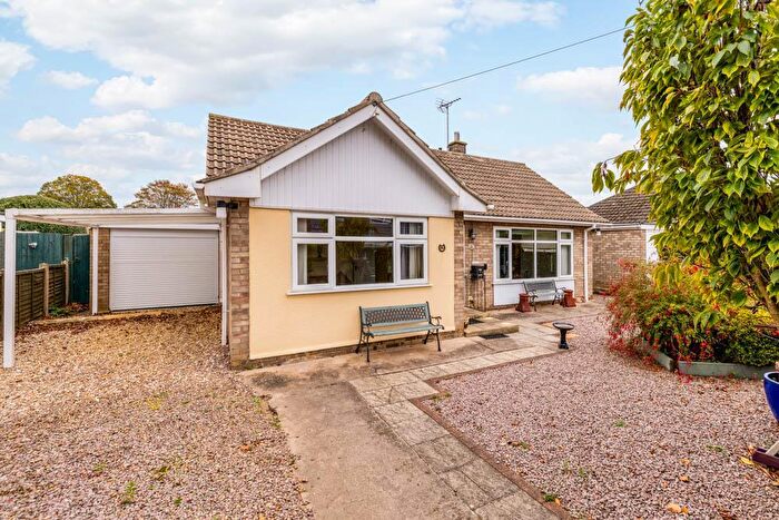 2 Bedroom Detached Bungalow For Sale In Edinburgh Drive, Spalding, PE11