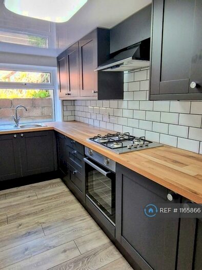 1 Bedroom Flat To Rent In Stacey Road, Cardiff, CF24