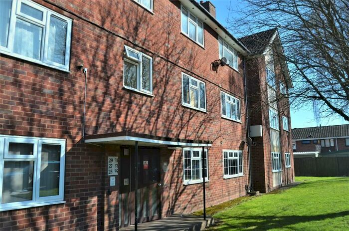 3 Bedroom Flat To Rent In Regent Street, Dudley, DY1