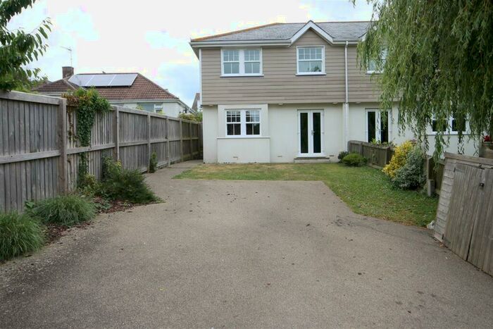 3 Bedroom Semi-Detached House To Rent In Station Road, St Helen's, PO33