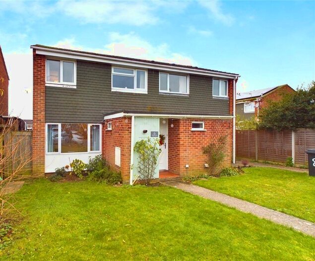 Houses for sale in Thatcham, West Berkshire