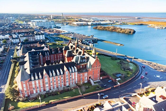 2 Bedroom Apartment For Sale In Marine Gate Mansions, Promenade, PR9