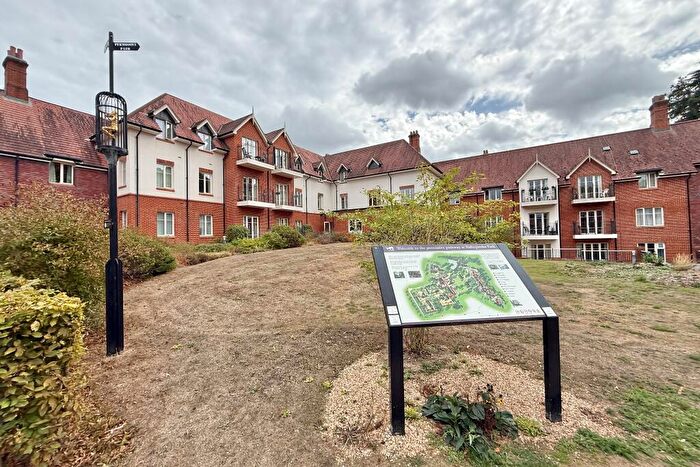 2 Bedroom Retirement Property For Sale In Garnier Drive, Bishopstoke Park, SO50