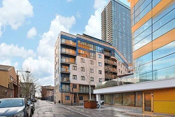 2 Bedroom Flat For Sale In Cuba Street, London, Tower Hamlets, E14