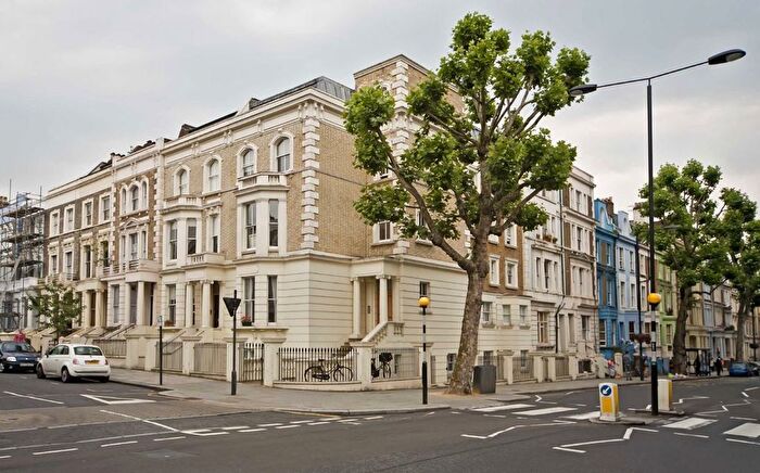 1 Bedroom Flat To Rent In Chesterton Road, Notting Hill, W10