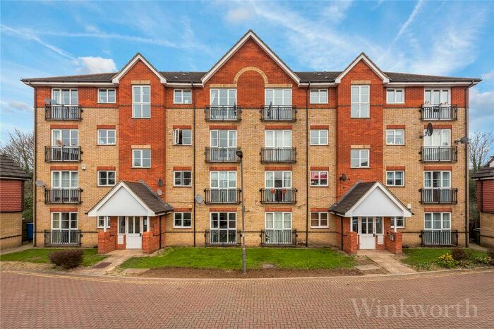 2 Bedroom Flat To Rent In Joseph Hardcastle Close, London, SE14