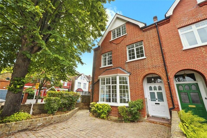 5 Bedroom Semi-Detached House To Rent In The Park, London, W5