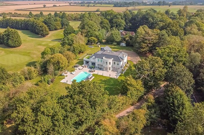 5 Bedroom Detached House For Sale In Hawthorn Hill, Warfield, Berkshire, RG42