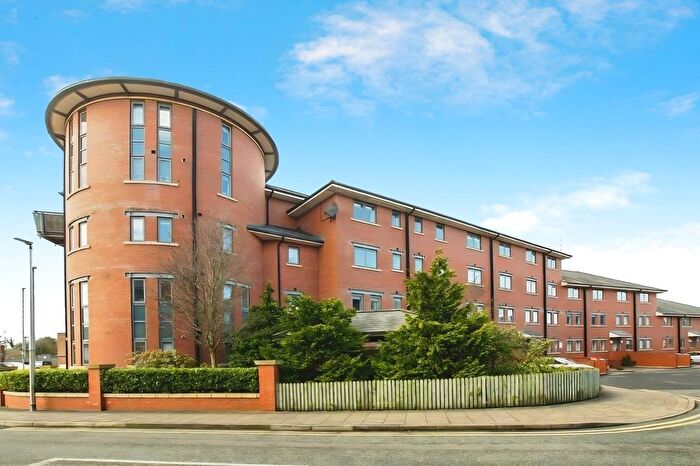2 Bedroom Flat For Sale In New Crane Street, Chester, Cheshire, CH1