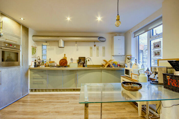 2 Bedroom Apartment To Rent In Ferme Park Road, Crouch End, N8