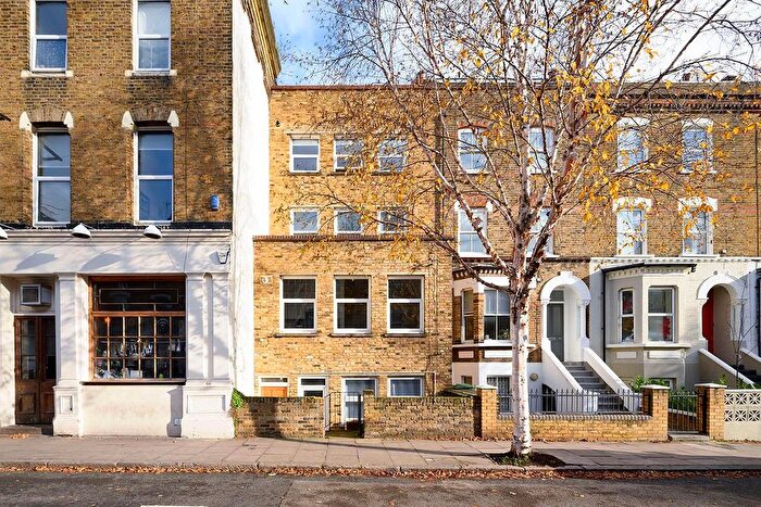 1 Bedroom Flat To Rent In St. Thomas's Road, London, N4