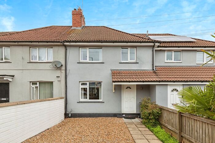 3 Bedroom Terraced House For Sale In Daventry Road, Bristol, Avon, BS4