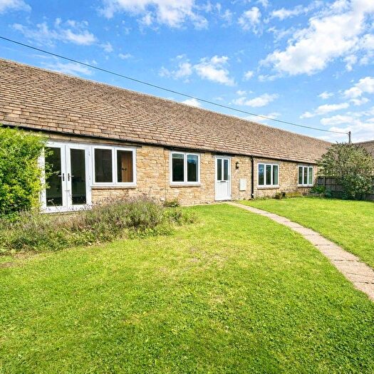 1 Bedroom Bungalow For Sale In Fields Road, Chedworth, Cheltenham, Gloucestershire, GL54