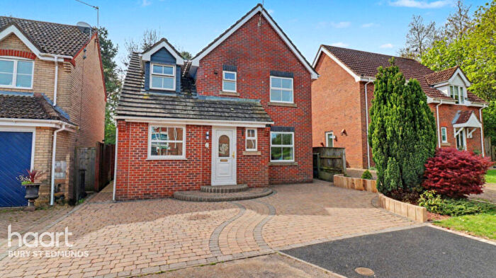 4 Bedroom Detached House For Sale In Jermyn Avenue, Bury St Edmunds, IP32
