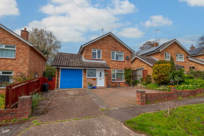 3 Bedroom Detached House For Sale In St Andrew&#;s Place, Melton Woodbridge, IP12