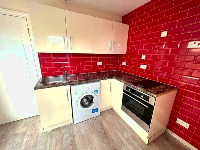 1 Bedroom Flat To Rent In Cromwell Road, Plymouth, PL4