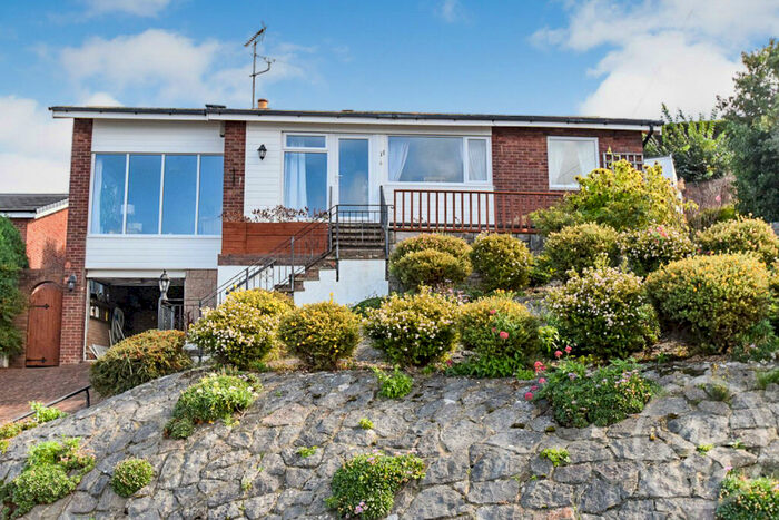 3 Bedroom Bungalow To Rent In Plas Gwilym, Old Colwyn, Colwyn Bay, LL29