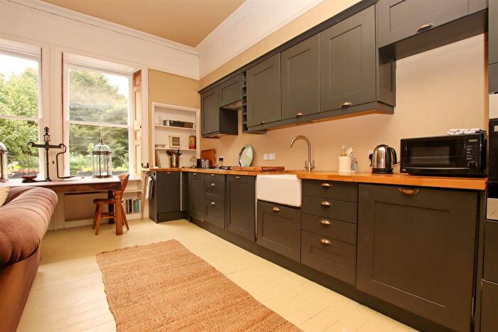 1 Bedroom Flat To Rent In Beaufort East, Bath, BA1