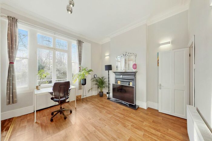 1 Bedroom Flat To Rent In Grange Park, Ealing, Ealing, W5