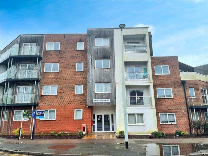 2 Bedroom Apartment For Sale In Dudley Street, Luton, Bedfordshire, LU2