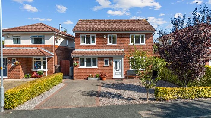 4 Bedroom Detached House For Sale In Garwood Close, Westbrook, WA5
