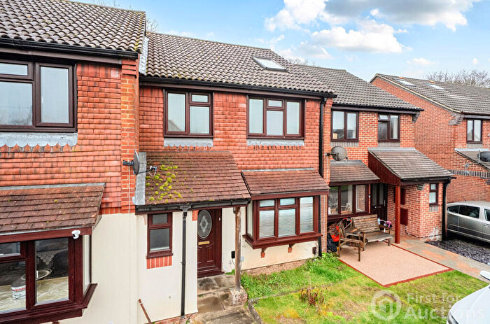 3 Bedroom Terraced House For Sale In Whinchat Close, Fareham, Hampshire, PO15