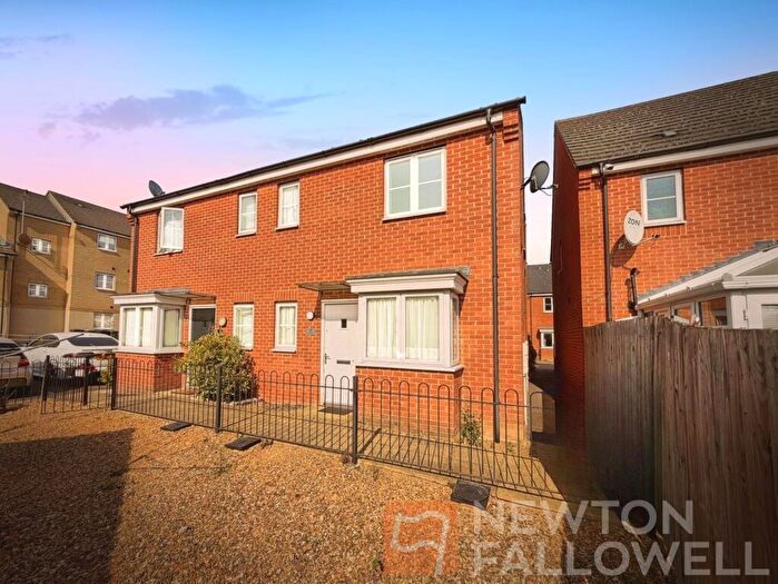1 Bedroom Terraced House For Sale In Neptune Close, Stanground, Peterborough, PE2