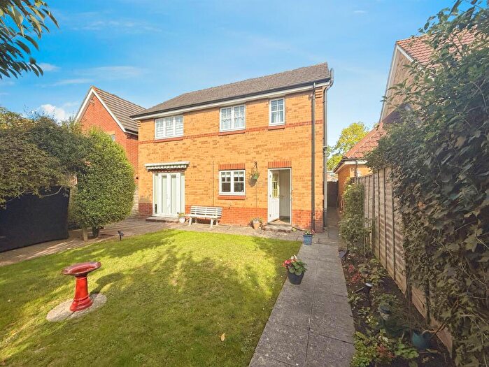 4 Bedroom Detached House For Sale In Guest Avenue, Emersons Green, Bristol, BS16