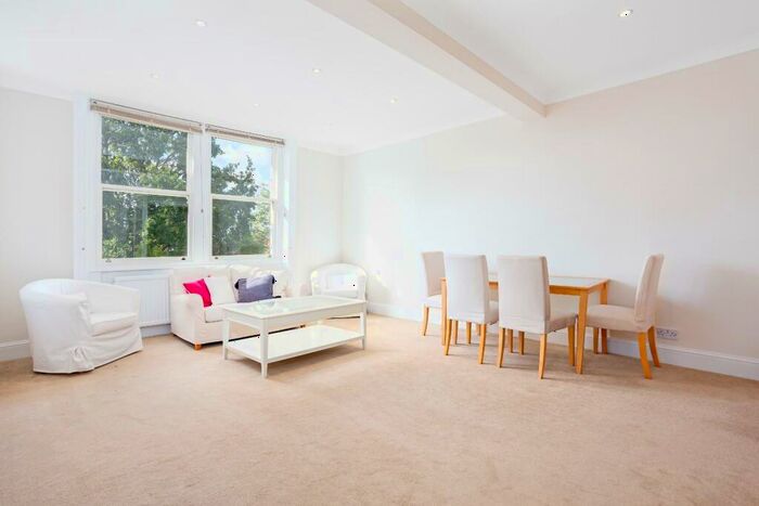 2 Bedroom Flat To Rent In Belsize Park Gardens, Belsize Park, NW3