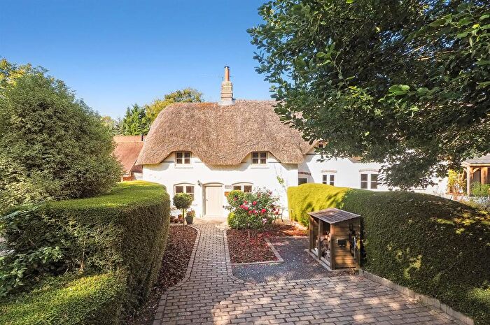 1 Bedroom Cottage For Sale In Forest Lane, Upper Chute, Andover, SP11