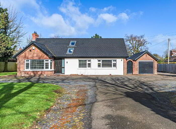 5 Bedroom Detached House With Garages For Sale In Mill Hill, Waringstown, BT66