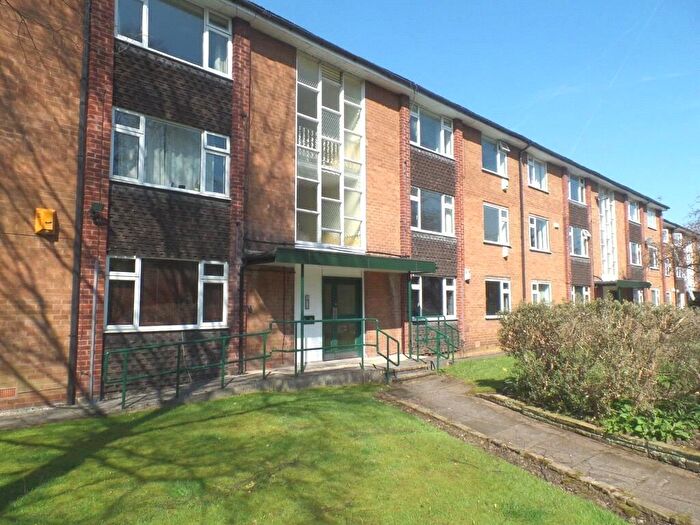 2 Bedroom Apartment To Rent In Barlow Moor Court, Manchester, Greater Manchester, M20