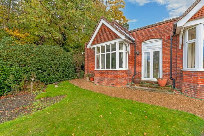 1 Bedroom Flat To Rent In London Road, Ascot, Berkshire, SL5