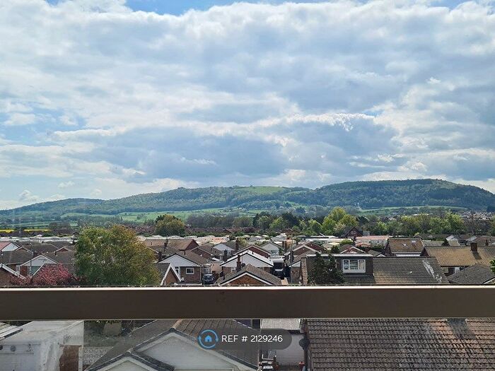 1 Bedroom Flat To Rent In South Parade, Pensarn, Abergele, LL22