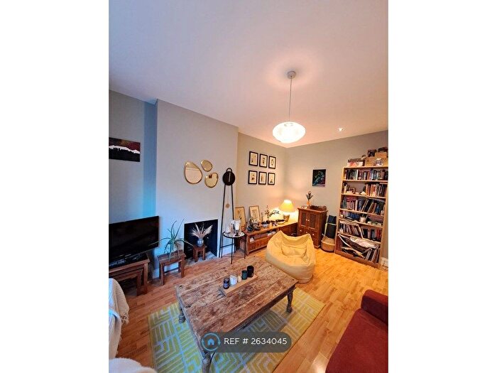 1 Bedroom Flat To Rent In Morat Street, London, SW9