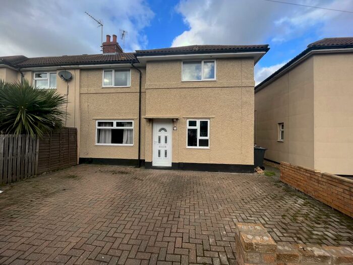 3 Bedroom House To Rent In St. Pauls Road, Peterborough, PE1